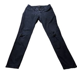 White House Black Market Women's Black Distressed Skinny Leg Jeans Size 6